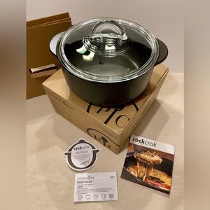 New, Unused 4qt Rockcrok Dutch Oven by Pampered Chef (Orig MRP $150) Perfect!